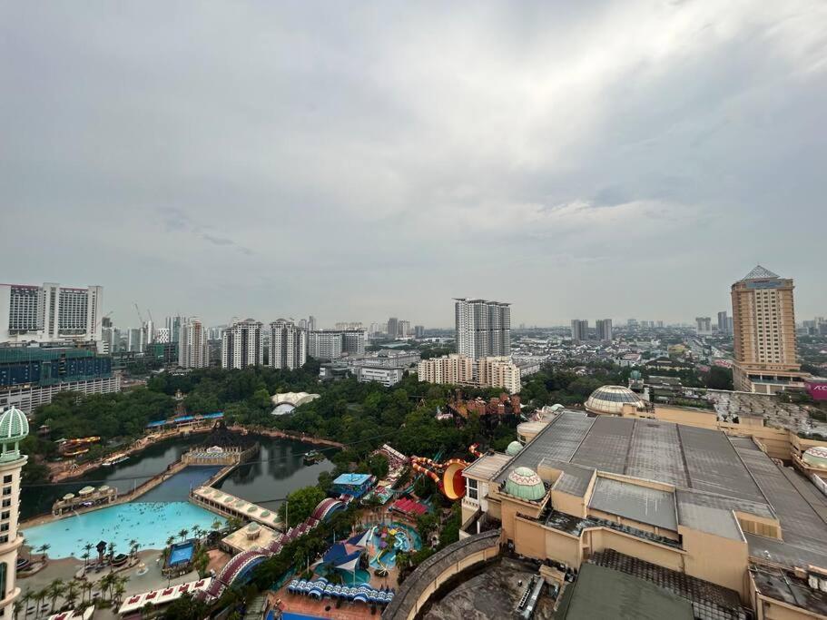 Sunwaylagoonfamilysuite-2Pax-Netflix-Balcony-Super Fast Internet Petaling Jaya Zewnętrze zdjęcie