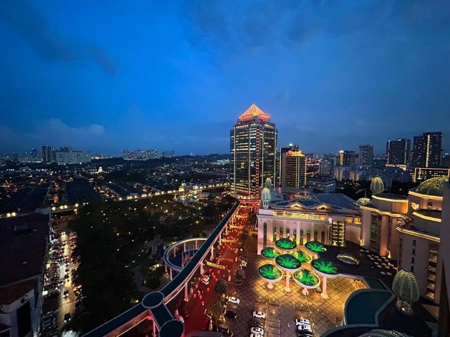 Sunwaylagoonfamilysuite-2Pax-Netflix-Balcony-Super Fast Internet Petaling Jaya Zewnętrze zdjęcie