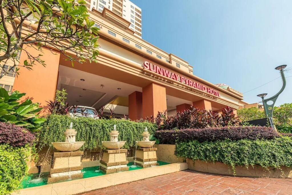 Sunwaylagoonfamilysuite-2Pax-Netflix-Balcony-Super Fast Internet Petaling Jaya Zewnętrze zdjęcie